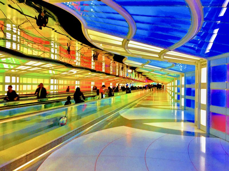 The ultraheterochromatic hallway of Midway International Airport.